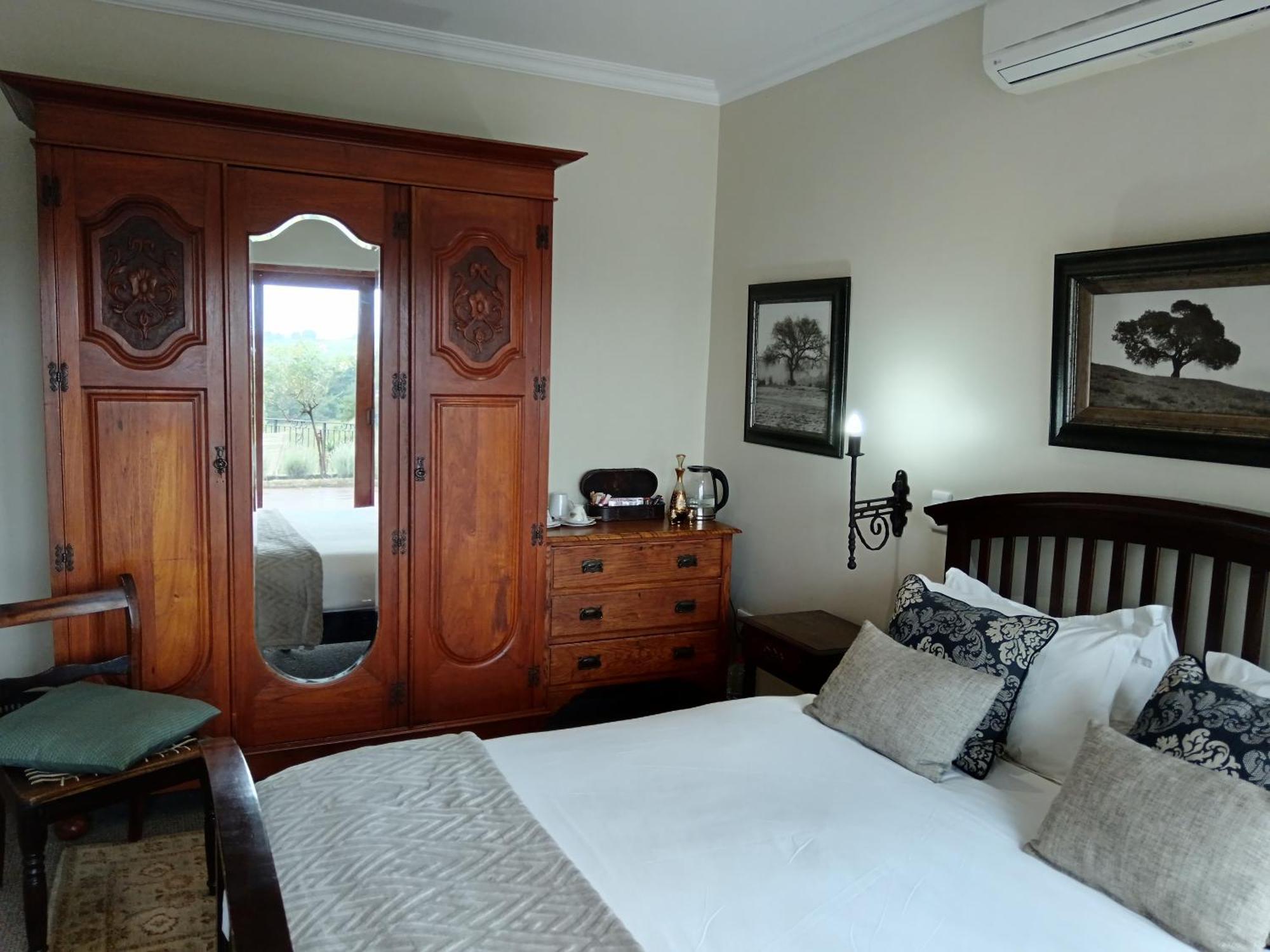 Inkungu Lodge Champagne Valley Ngoại thất bức ảnh